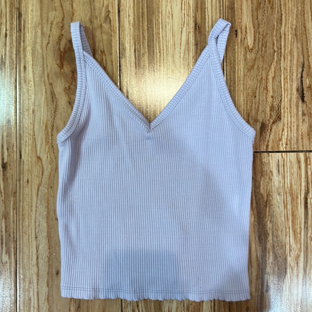 American Eagle lavender XS women’s tank top, willing to negotiate price.